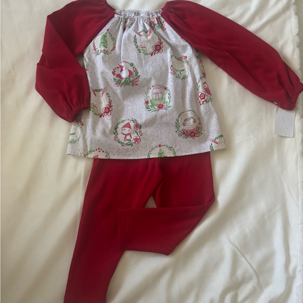 LA JENN'S NEVER WORN Festive Holiday 2 Piece Outfit Featuring Santa and Reindeer